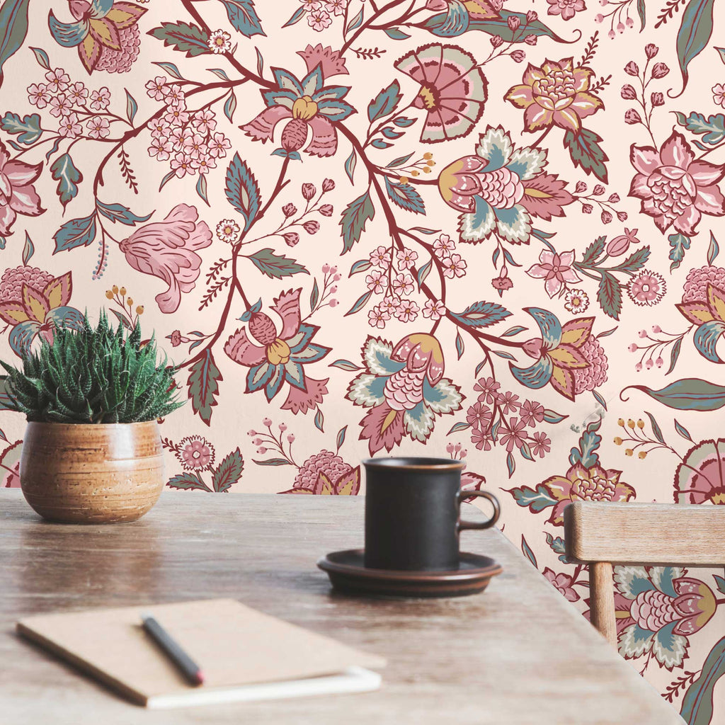 Bloemen behang voor de slaapkamer woonkamer Days of Bloom In Bloom Lidy Creme roze
