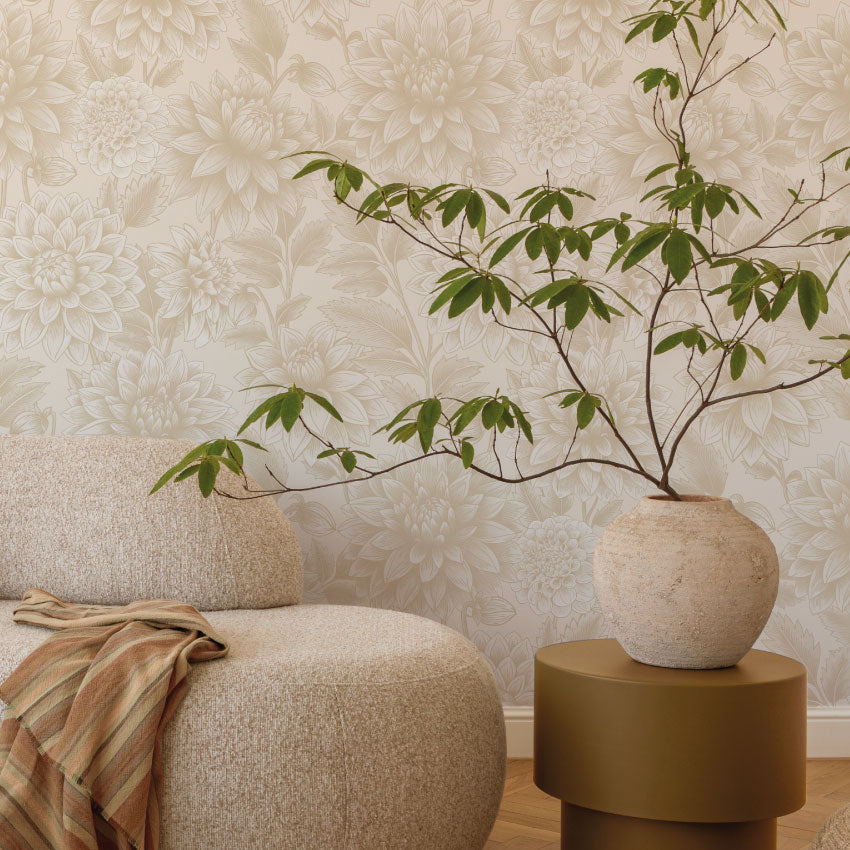 Dahlia Dreams bloemen behang Days of Bloom Pearl Creme